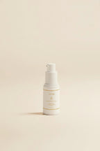 Revitalizing Eye Serum - Ögonserum för trötta ögon i lätt vikt pumpflaska.